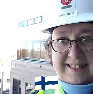 Meet your Posher, Anni